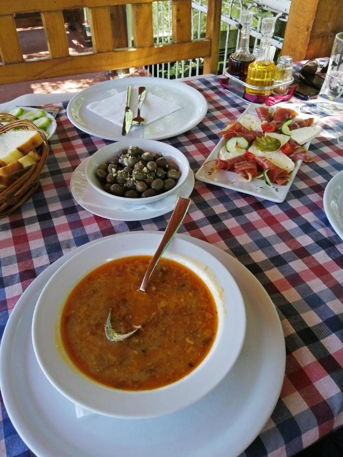 Hotel Pelikan Virpazar Εξωτερικό φωτογραφία
