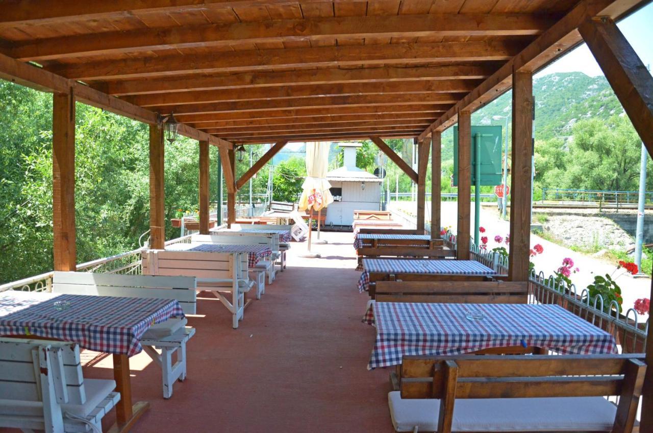 Hotel Pelikan Virpazar Εξωτερικό φωτογραφία