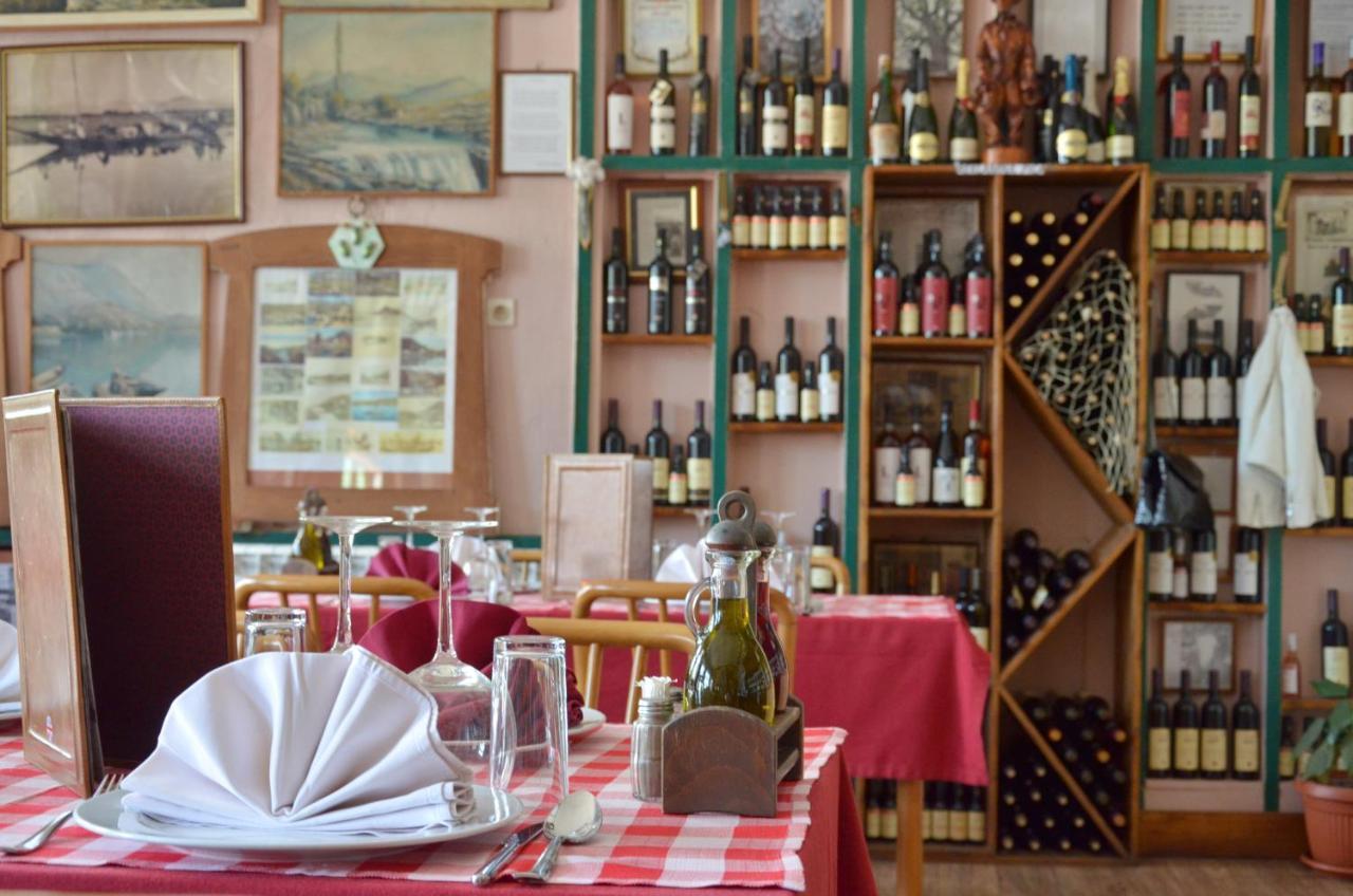 Hotel Pelikan Virpazar Εξωτερικό φωτογραφία
