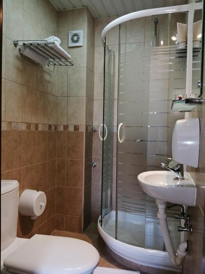 Hotel Pelikan Virpazar Εξωτερικό φωτογραφία