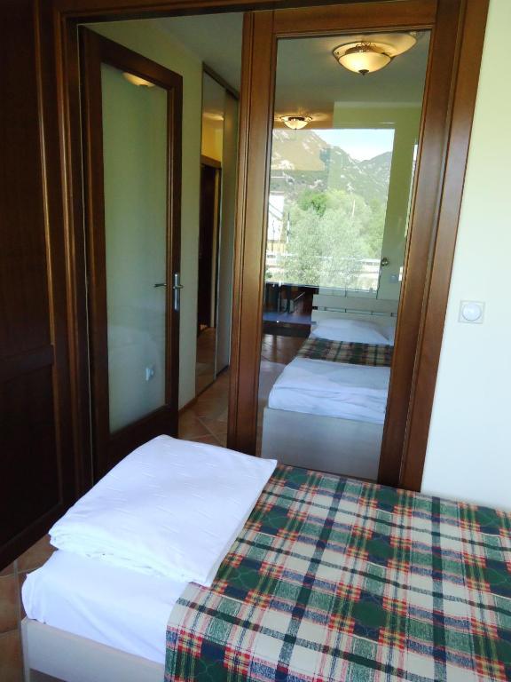Hotel Pelikan Virpazar Εξωτερικό φωτογραφία